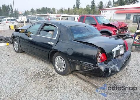 1998 Lincoln Town Car Signature из США, поврежденный, VIN 1LNFM82W6WY656238